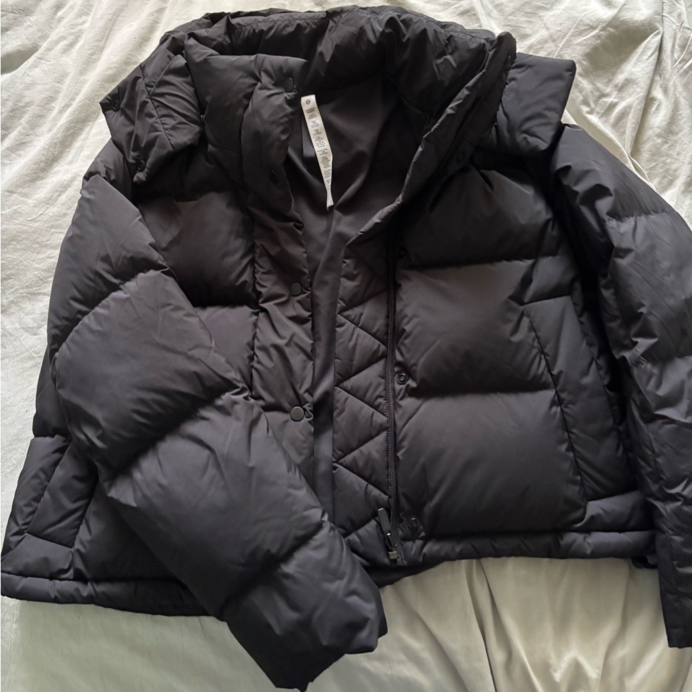 Lululemon Wunder Puff 600-Down-Fill Cropped Jacket